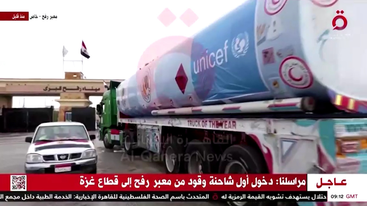 El camión cisterna de combustible enviado por la ONU. Foto: Reuters