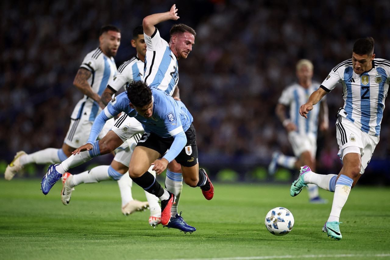 Eliminatorias: en un clásico picante, la Selección Argentina empata con Uruguay en La Bombonera | Canal 26