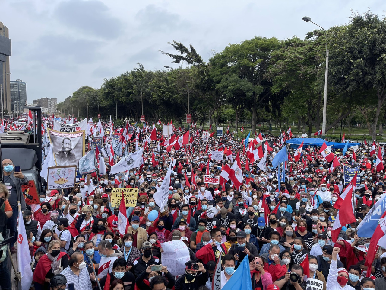 Marcha por la democracia en Perú. Foto: Twitter