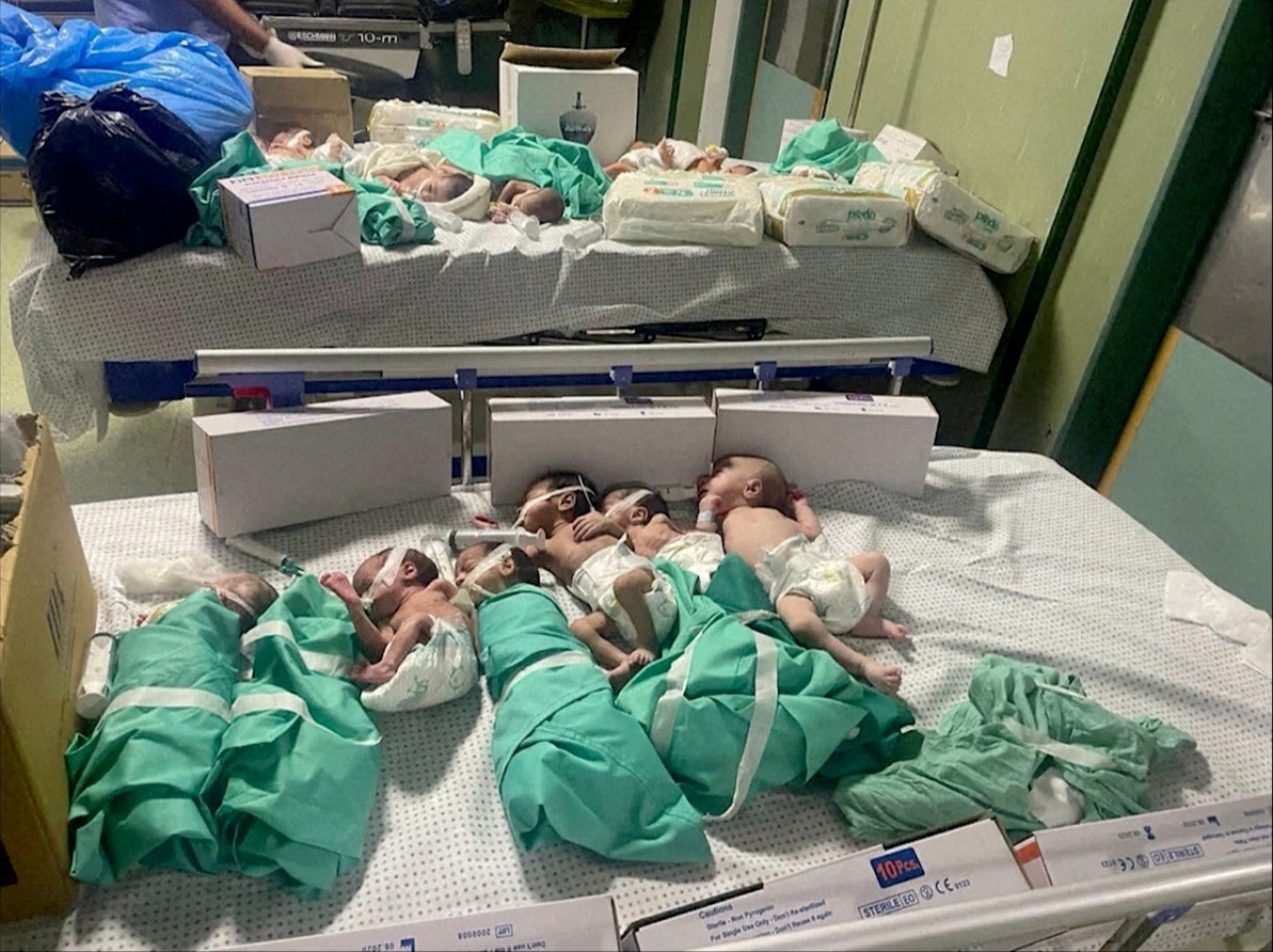 Bebés prematuros en el hospital Al Shifa. Foto: Reuters.