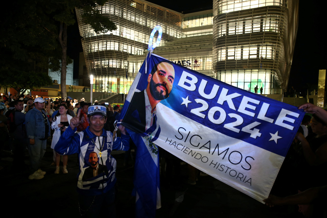 Campaña para la reelección de Bukele. Foto: Reuters