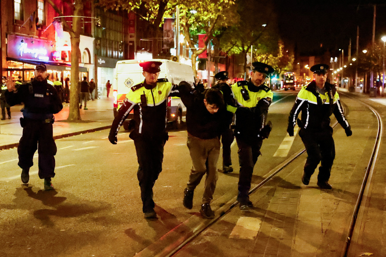 Disturbios en Irlanda. Foto: Reuters.