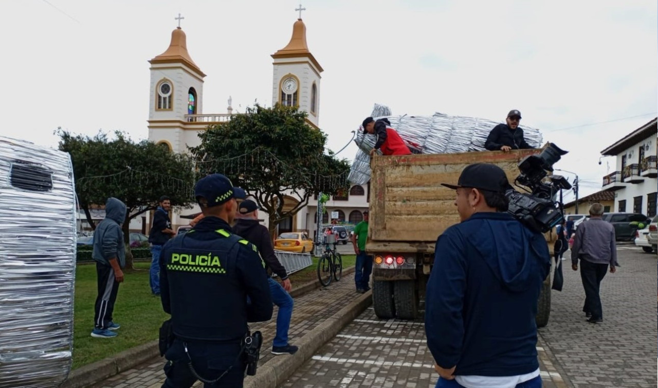 La repudiable figura que instalaron en Colombia. Foto: @FilPsic