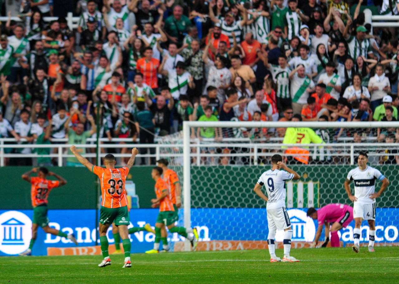 Banfield vs Gimnasia. Foto: Télam