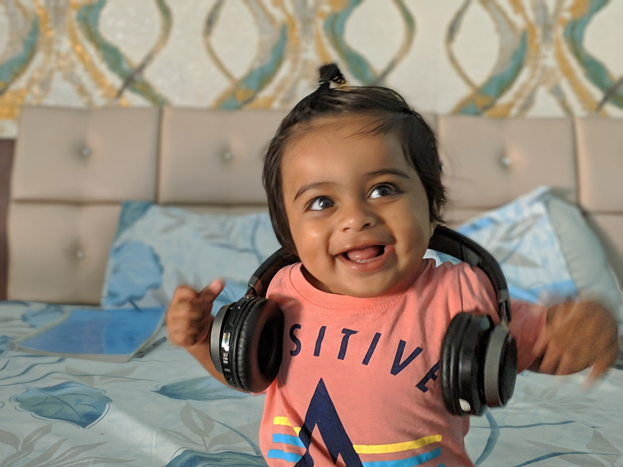 La música ayuda al desarrollo cognitivo de los bebés. Foto: Unsplash.