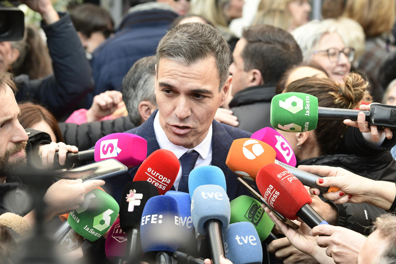 Pedro Sánchez apuntó contra los líderes de derecha. Foto: EFE.