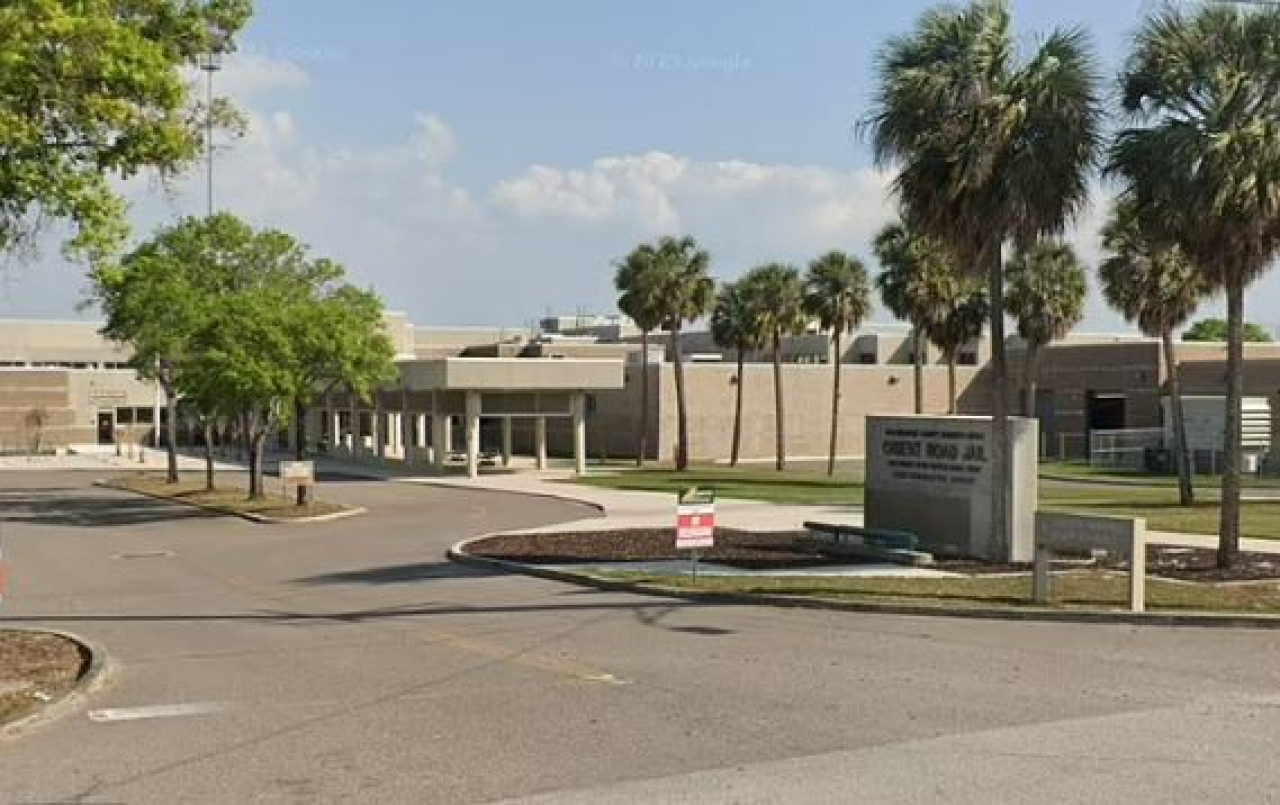 La escuela primaria de Florida donde Alyssa Ann Zinger conectaba con los menores. Foto: Gentileza Tampa Bay Times.