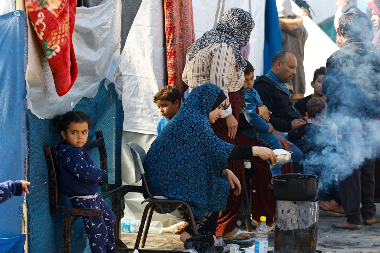 Los desplazados se encuentran en localidades fronterizas de Egipto. Foto: Reuters.