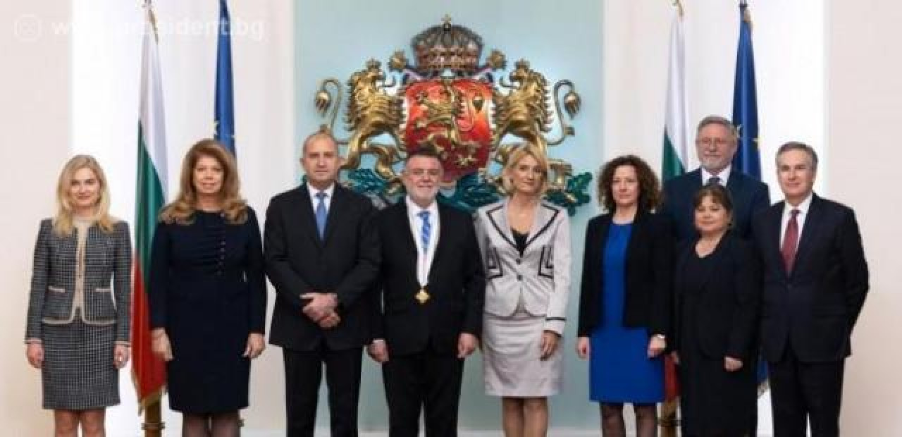 Alfredo Atanasof, embajador argentino en Bulgaria, reconocido por las autoridades locales. Foto: Cancillería.