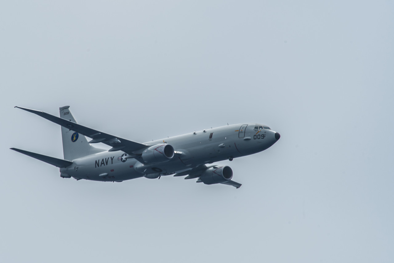 Avión estadounidense sobrevoló el estrecho de Taiwán. Foto: Reuters.