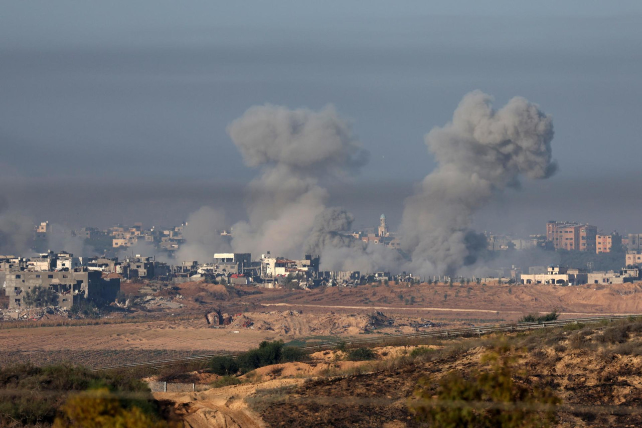 Bombardeos en Sderot, próximos a la frontera con Gaza. Foto: EFE.