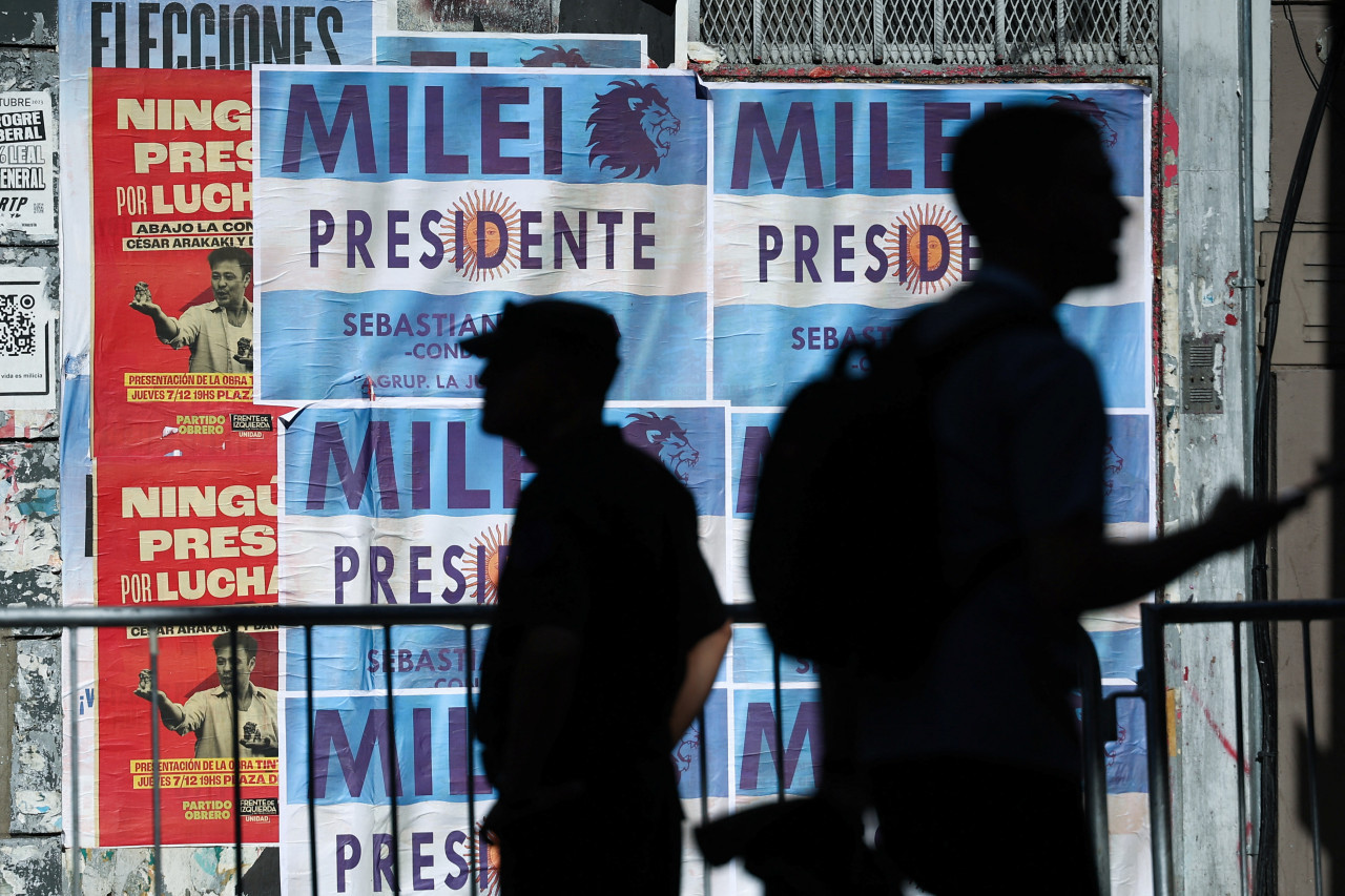 Simpatizantes de Javier Milei en Plaza Congreso. Foto: Reuters.