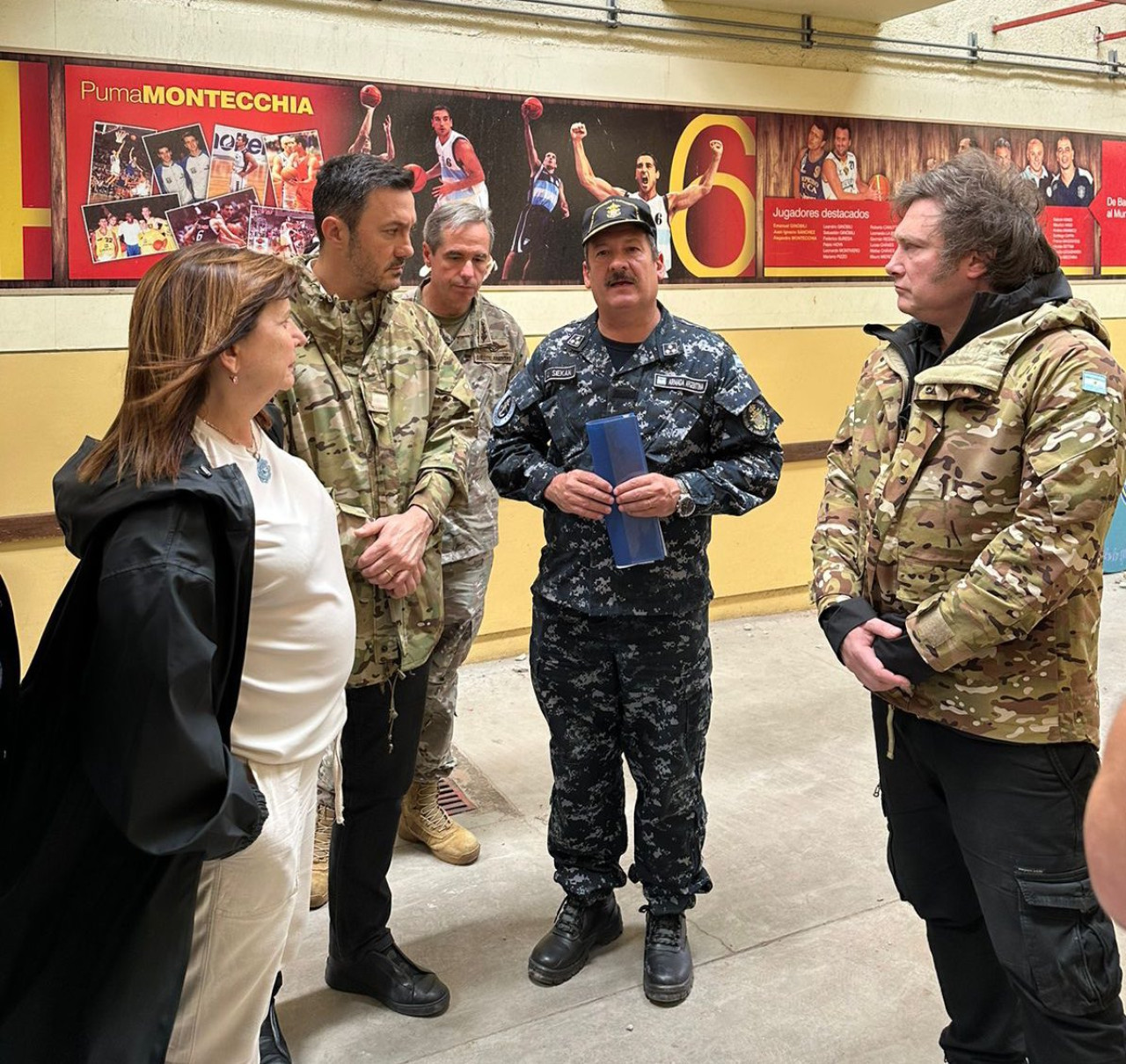 Javier Milei en Bahía Blanca. Foto: Ministerio de Defensa