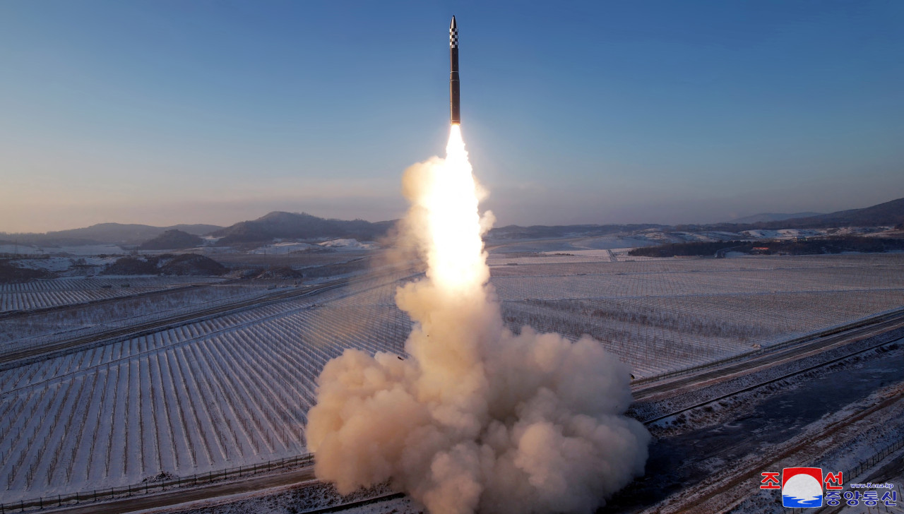 Lanzamiento del Hwasong-18 en Corea del Norte. Foto: Reuters.