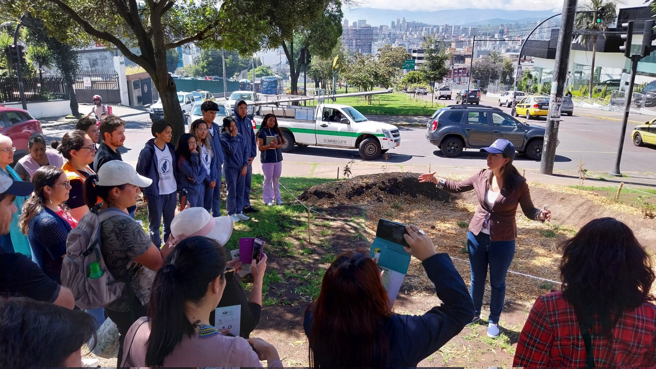 Las directoras del proyecto destacaron la participación ciudadana. Foto: Twitter/@tlpcouvreur.