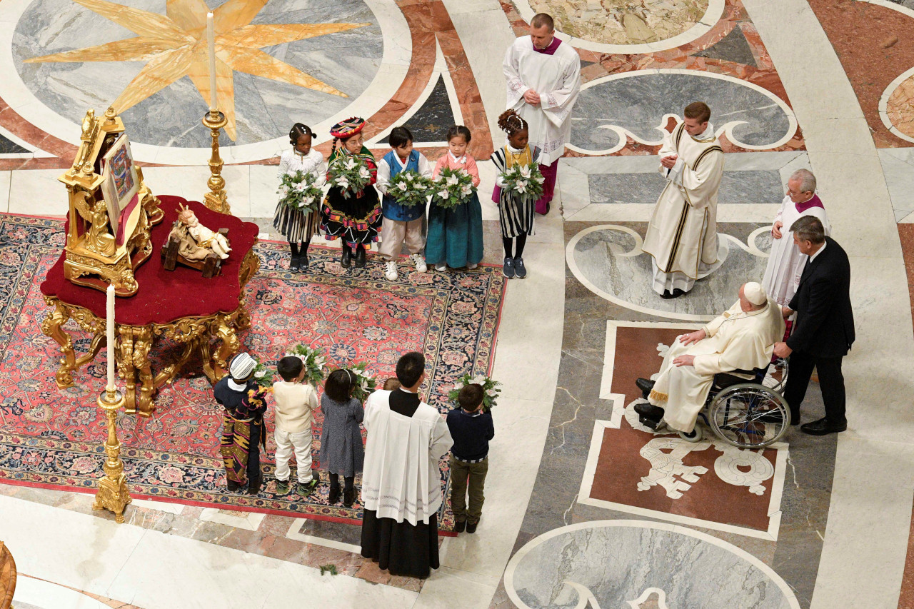 Misa de Nochebuena del papa Francisco. Foto: Reuters.