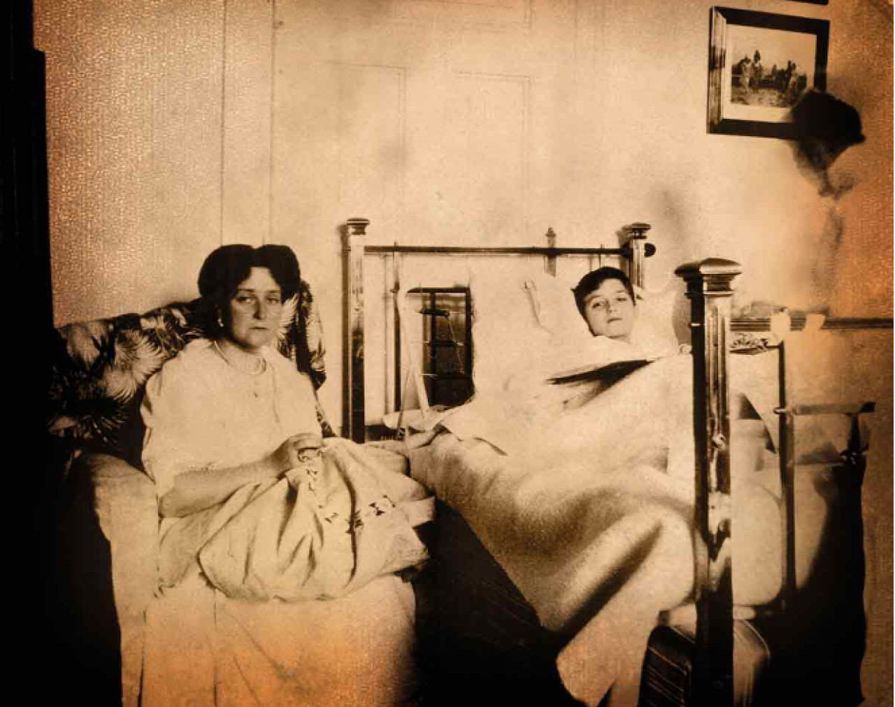 La zarina Alejandra estaba convencida de que Rasputín era la única salvación para su hijo enfermo. Foto: Archivo.