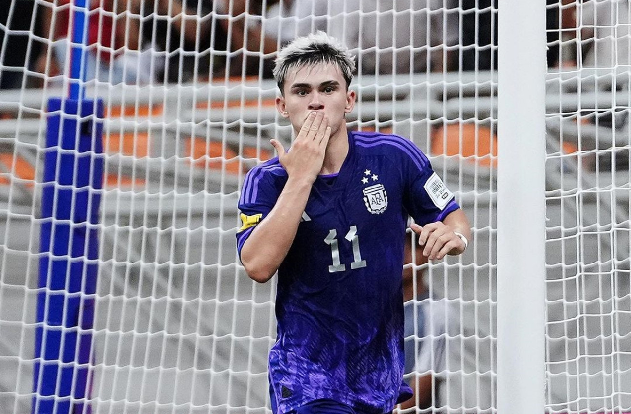 Santiago López en el Mundial Sub 17.