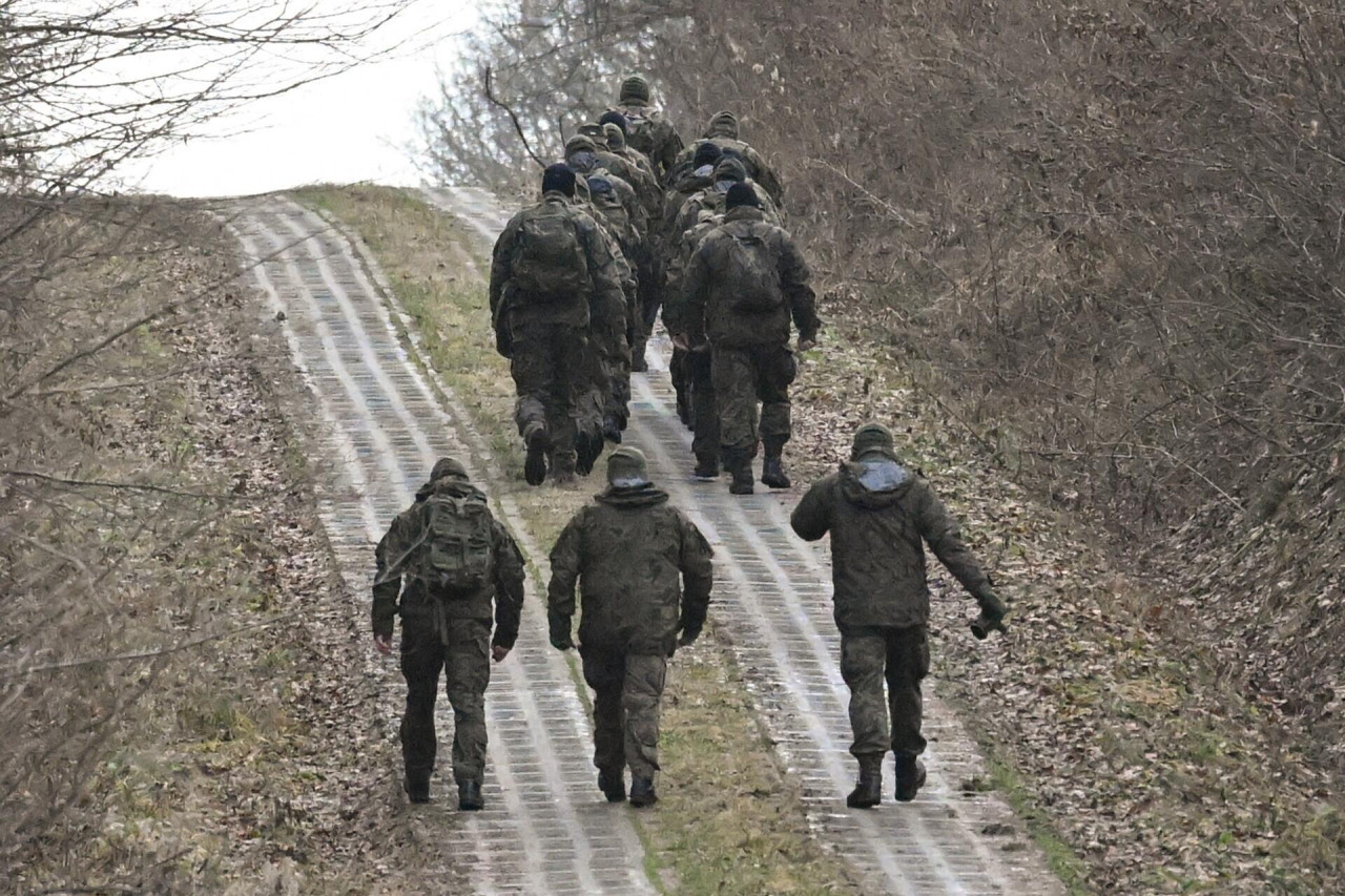 Polonia asegura que el misil que voló sobre su espacio aéreo era ruso. Foto: EFE.