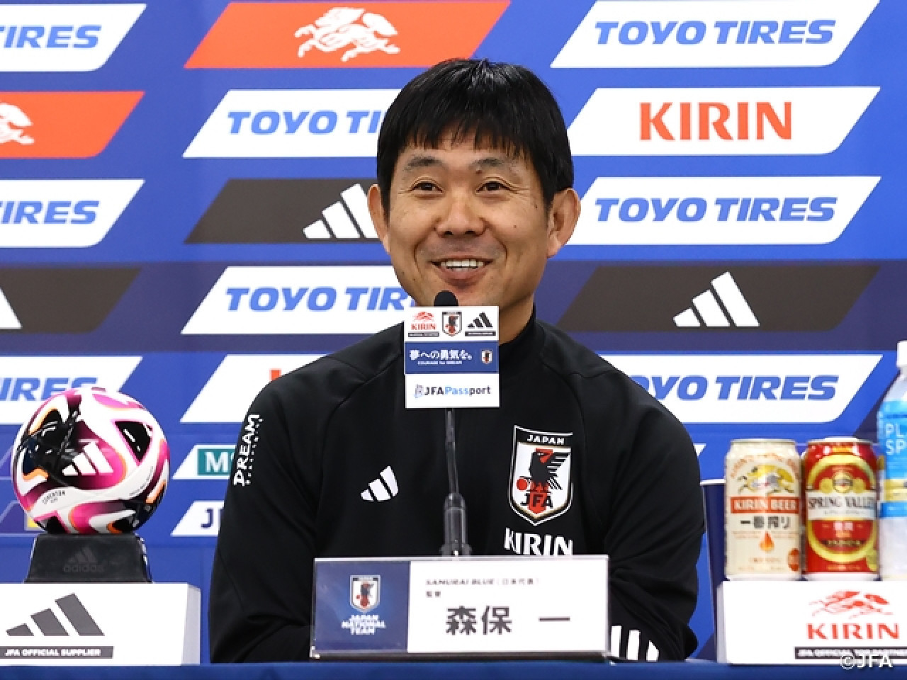 El entrenador de la selección de Japón. Foto: Foto: X @JFA.