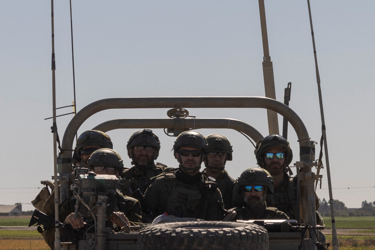 Continúa el conflicto en la Franja de Gaza, soldados israelíes. Foto: Reuters.