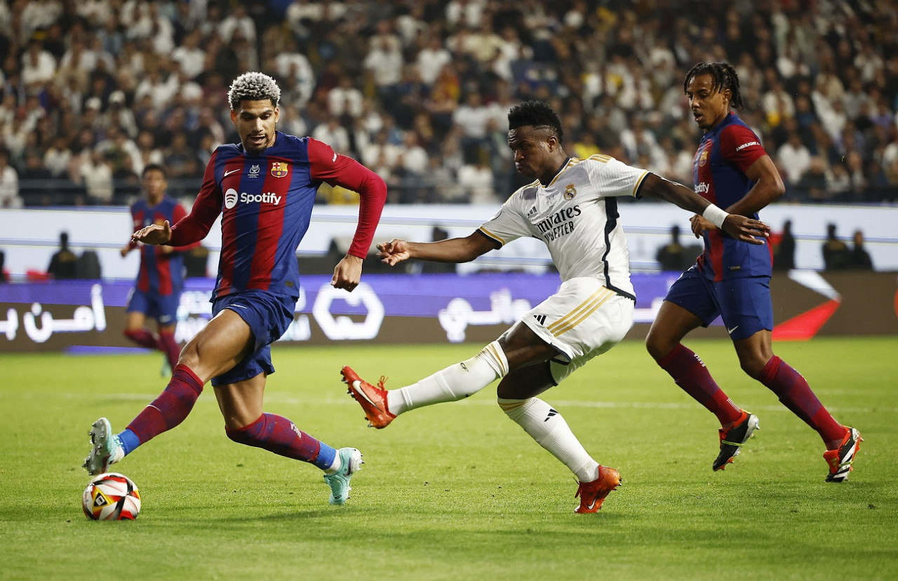 Vinicius Junior; Real Madrid vs Barcelona, Supercopa de España. Foto: Reuters