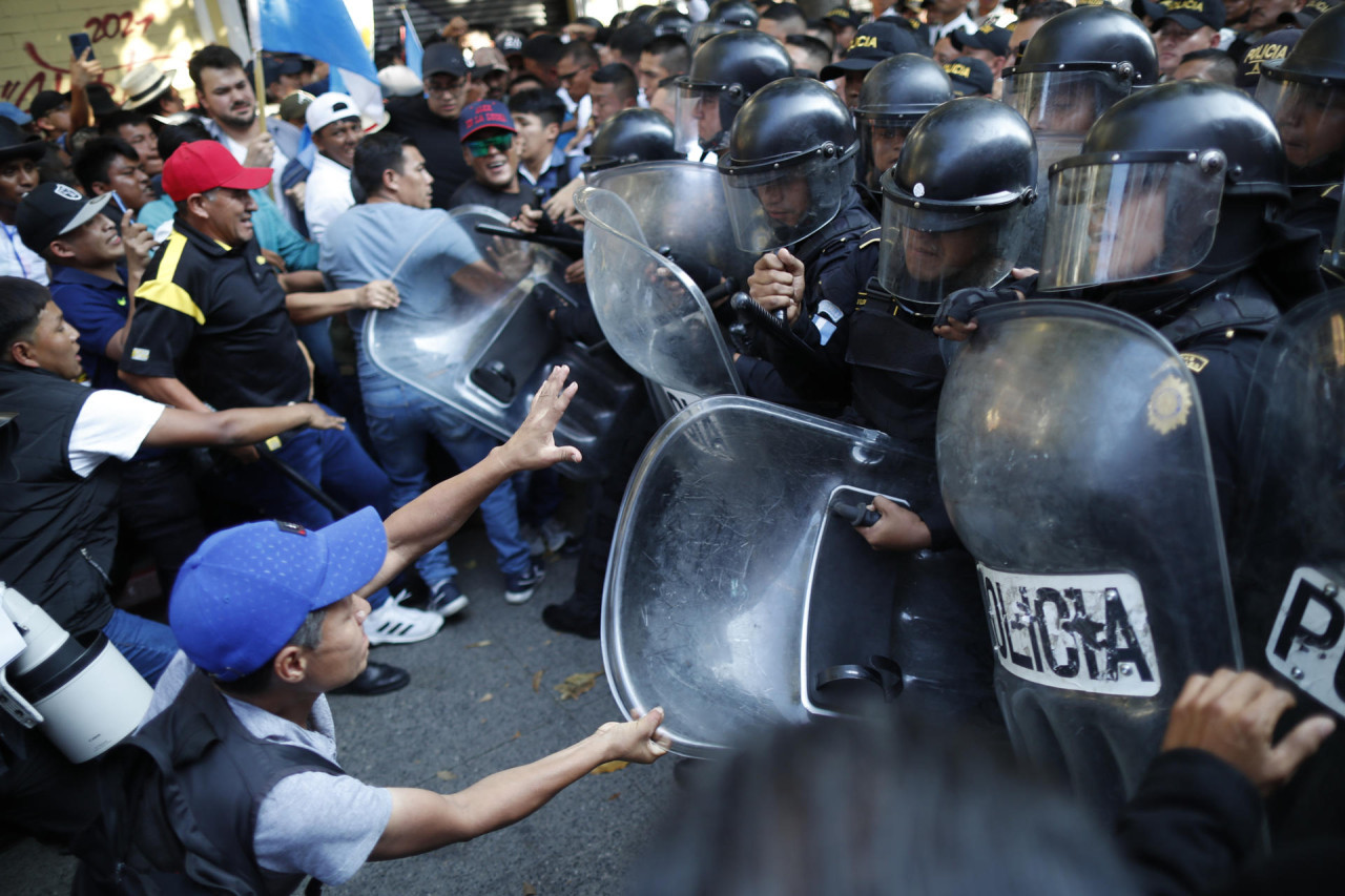 Incidentes en el Congreso de Guatemala. Foto: EFE.