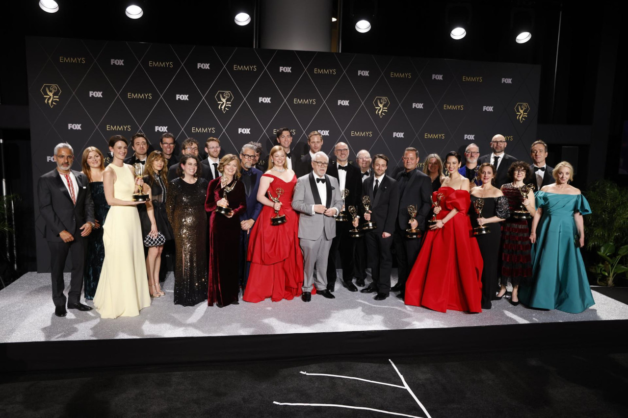 El elenco de Succession en los premios Emmy. Foto: EFE.