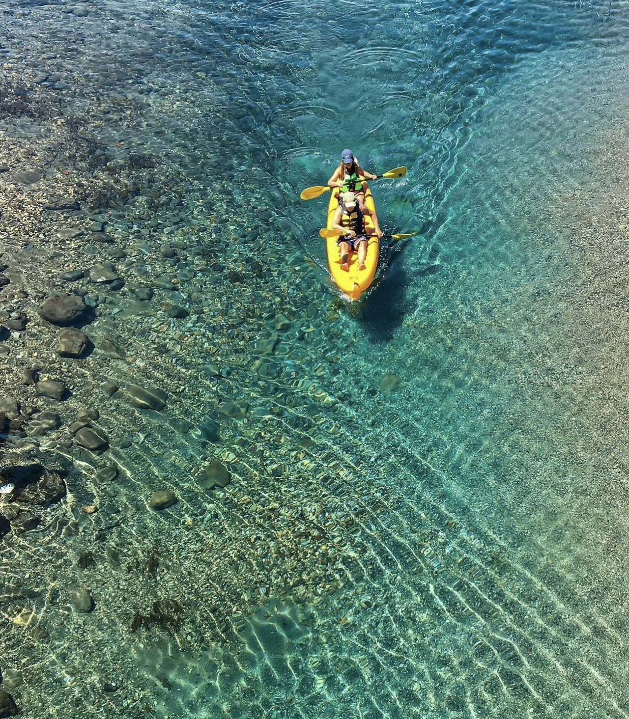 Playa Sin Viento, Bariloche. Foto Instagram @adondevayamos.