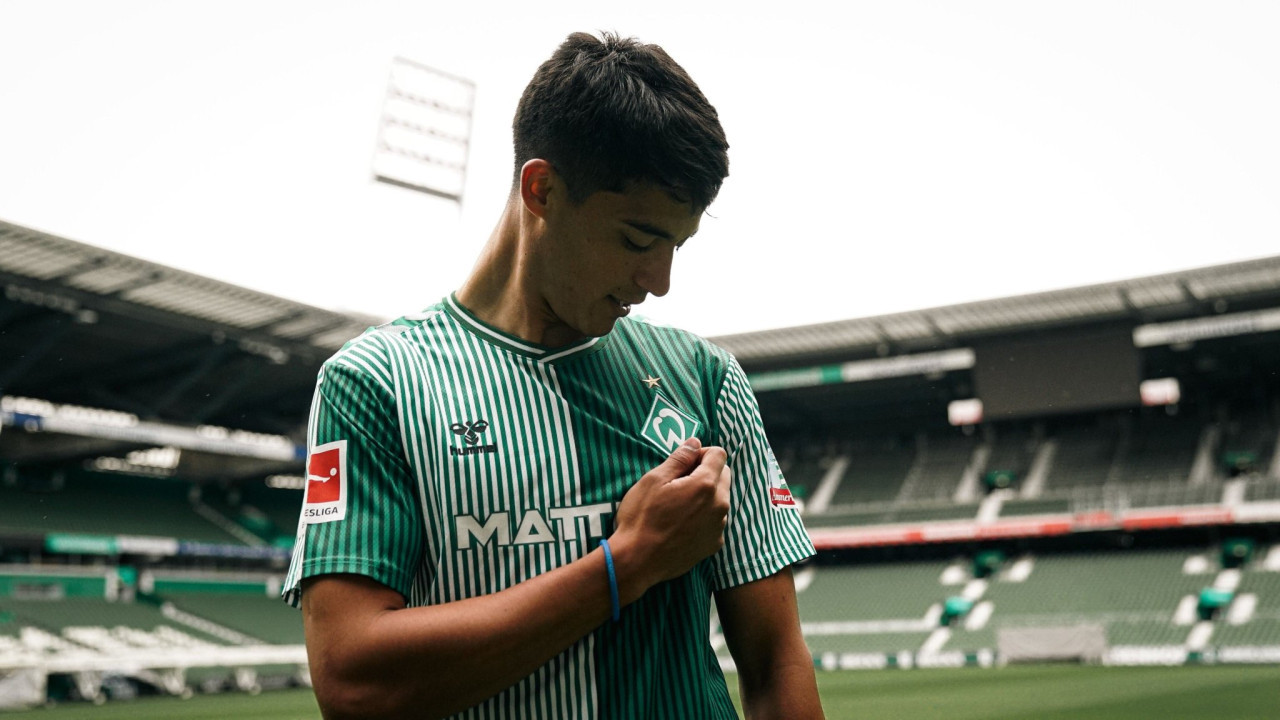 Julián Malatini en el Werder Bremen. Foto: @werderbremenES.