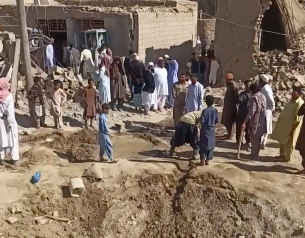 Ataque de Pakistán a una aldea iraní cerca de Saravan. Foto: Reuters