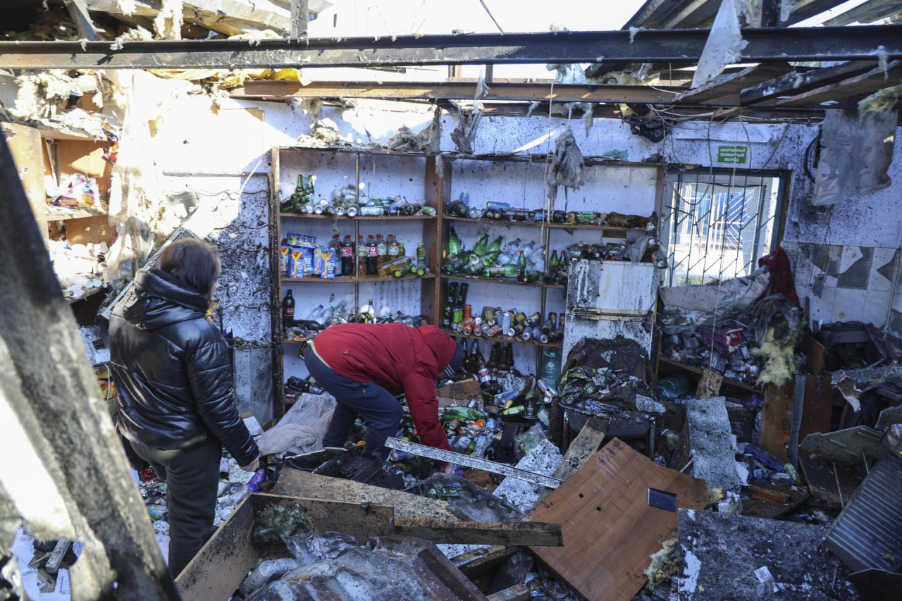 Bombardeo ucraniano contra Donetsk, controlada por Rusia, deja 25 muertos. EFE