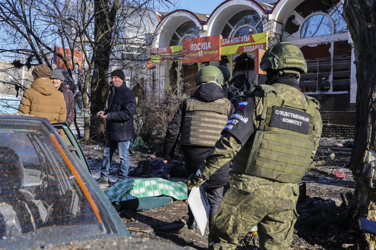 Bombardeo ucraniano contra Donetsk, controlada por Rusia, deja 25 muertos. EFE