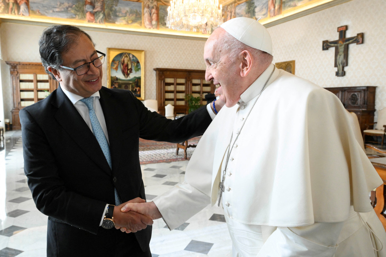 Petro propuso la ronda de diálogo con el ELN, en El Vaticano. Foto: Reuters