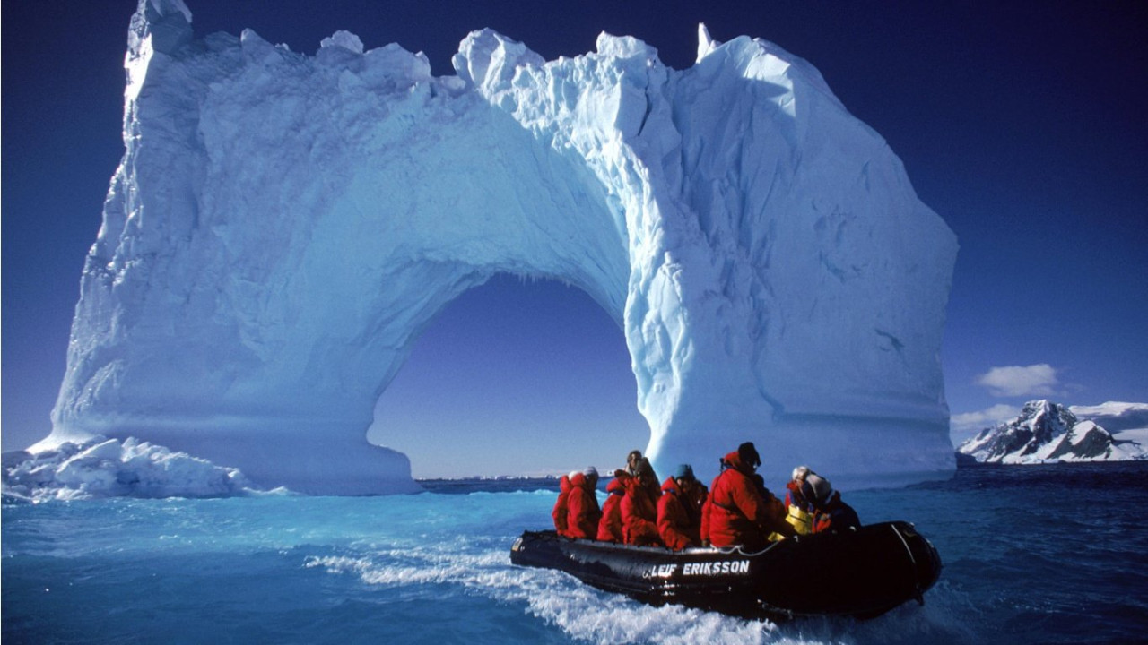 Récord de turistas en la Antártida. Foto X.