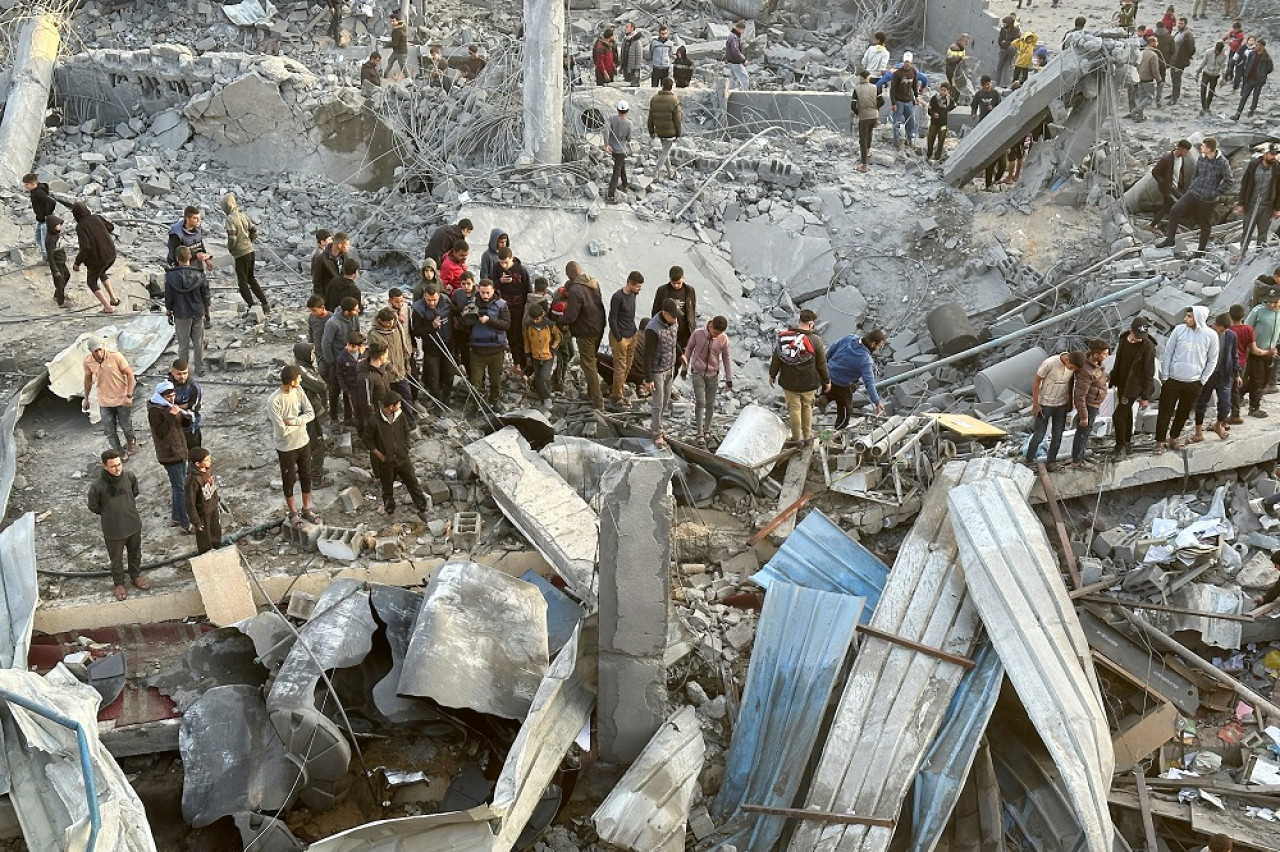 Avance israelí en Jan Yunis. Foto: Reuters.