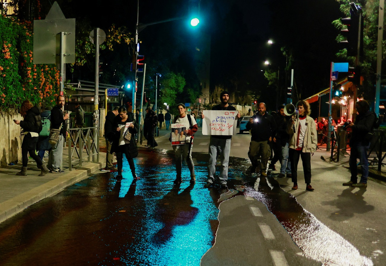 Protestas en Israel exigen rescate de rehenes y renuncia de Netanyahu. Foto: Reuters