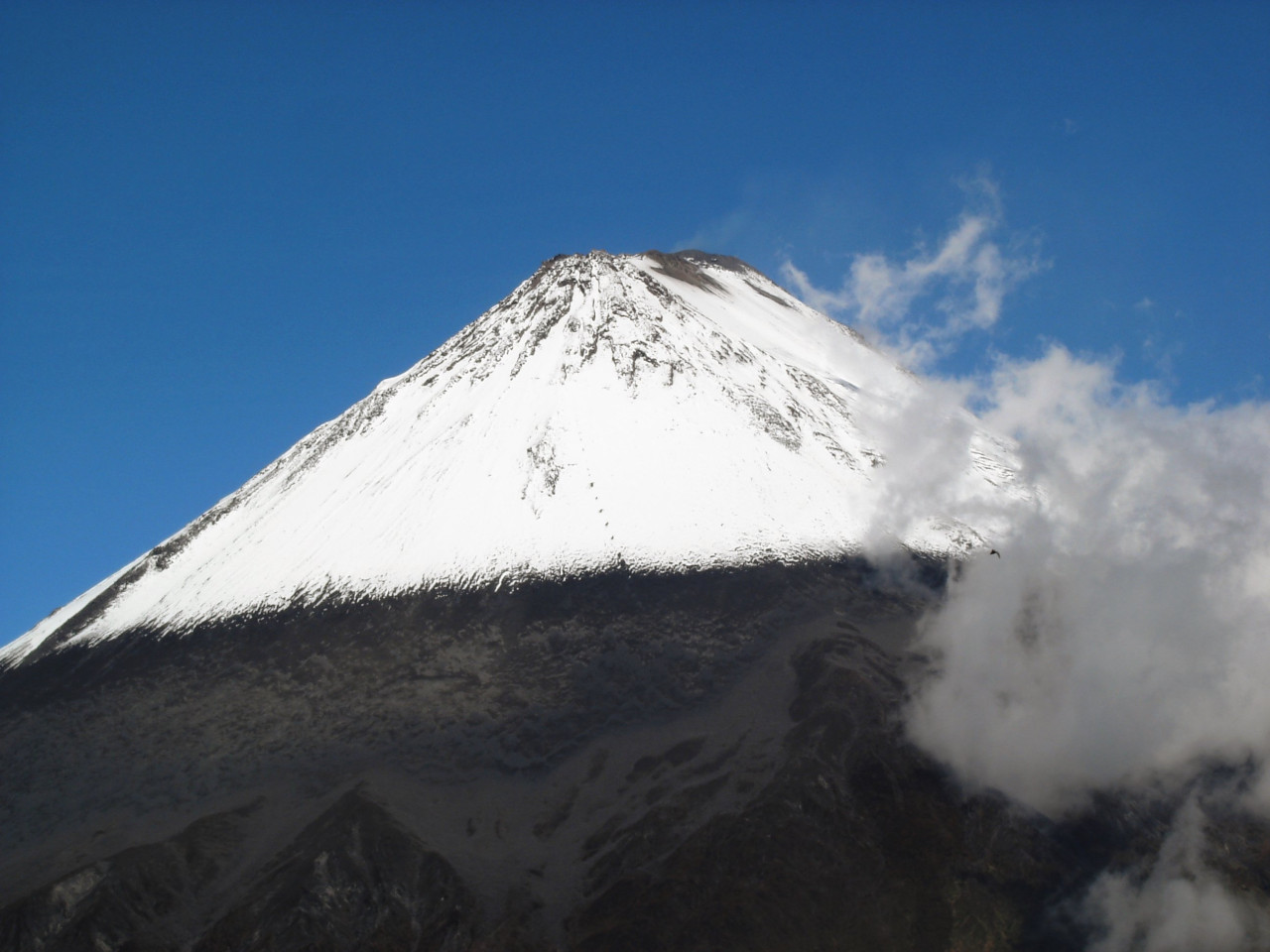 Volcán Sangay. Foto: Wikipedia.