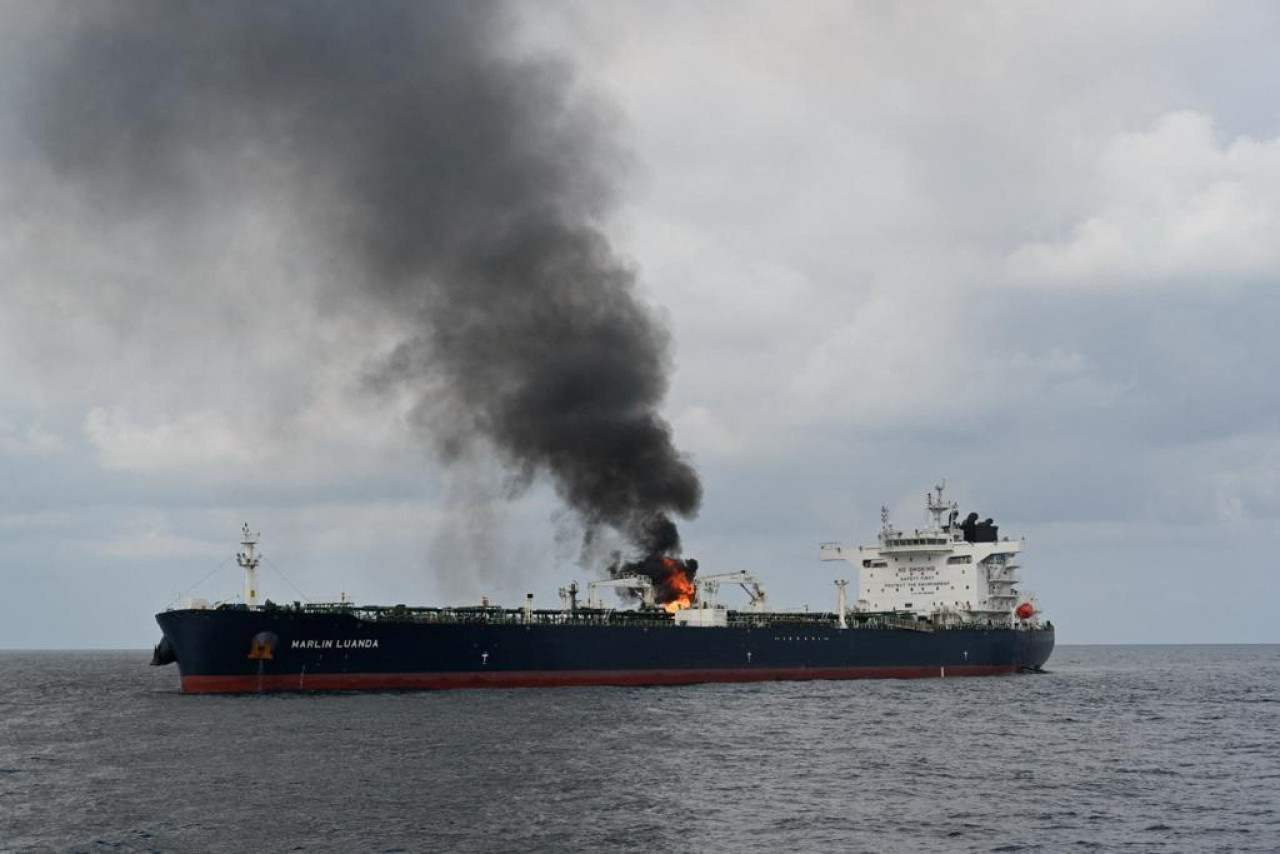 Buque Marlin Luanda, atacado por los hutíes de Yemen. Foto: Reuters.