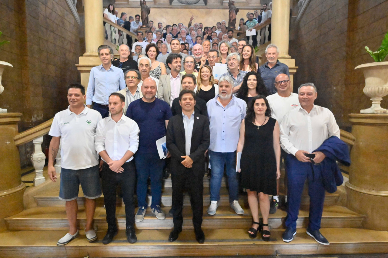 Kicillof se reunió con representantes de la Cámaras y Agrupaciones Empresarias nacionales y bonaerenses. Foto: Twitter.