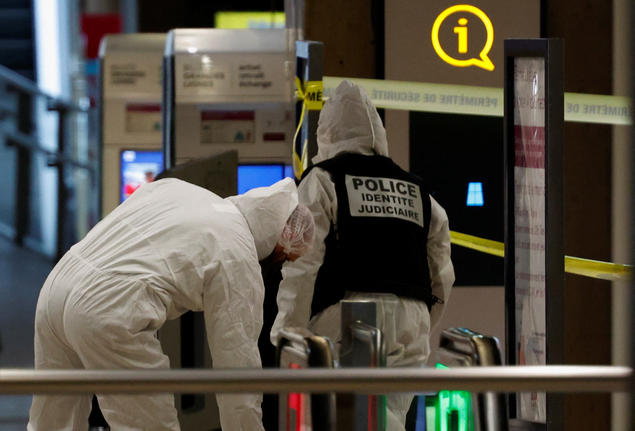 Ataque en la estación Lyon de París. Foto: Reuters.