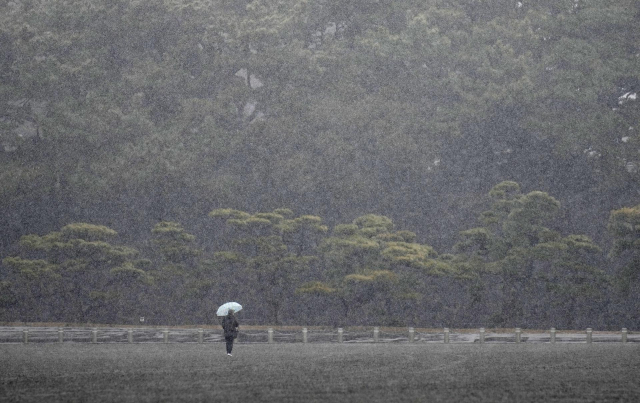 Japón enfrenta fuertes tormentas de nieve. Foto: EFE