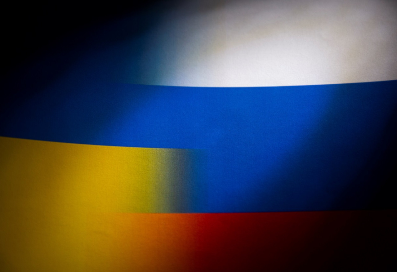 Bandera de Rusia-Ucrania. Foto: Reuters.