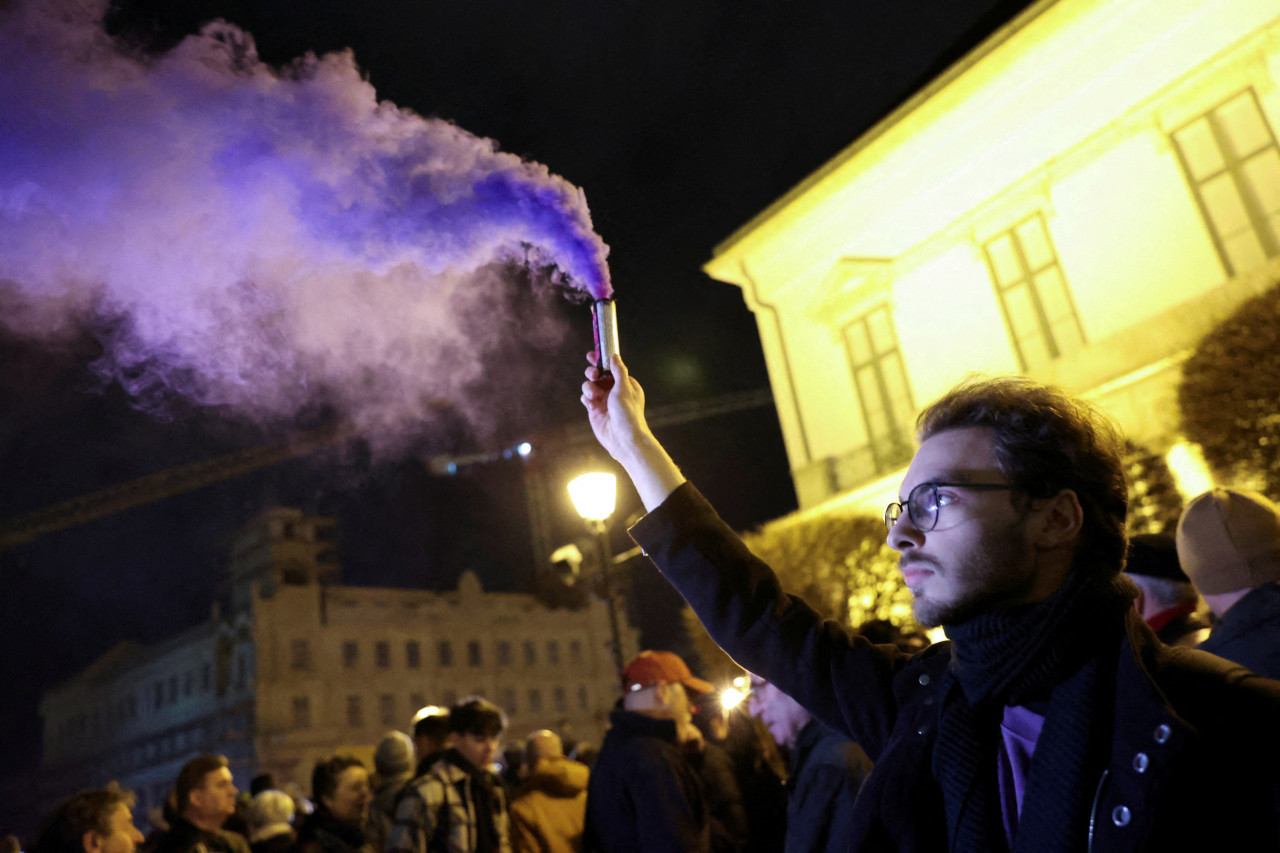 Marcha contra Katalin Novák, presidenta de Hungría. Foto: Reuters.