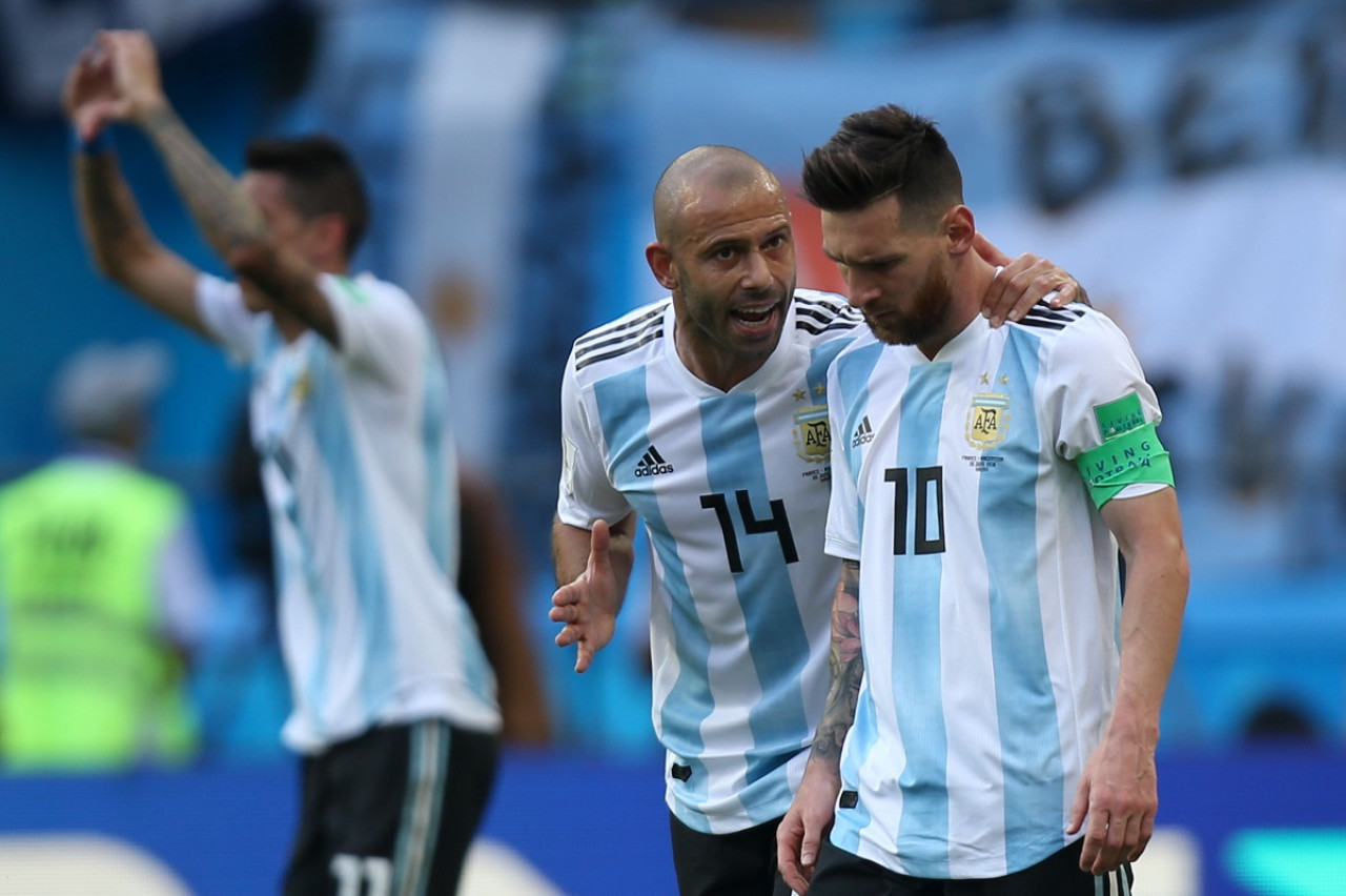 Javier Mascherano y Lionel Messi. Foto: NA.