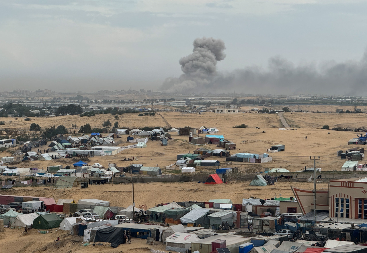Avance de artillería israelí en Rafah. Foto: Reuters.