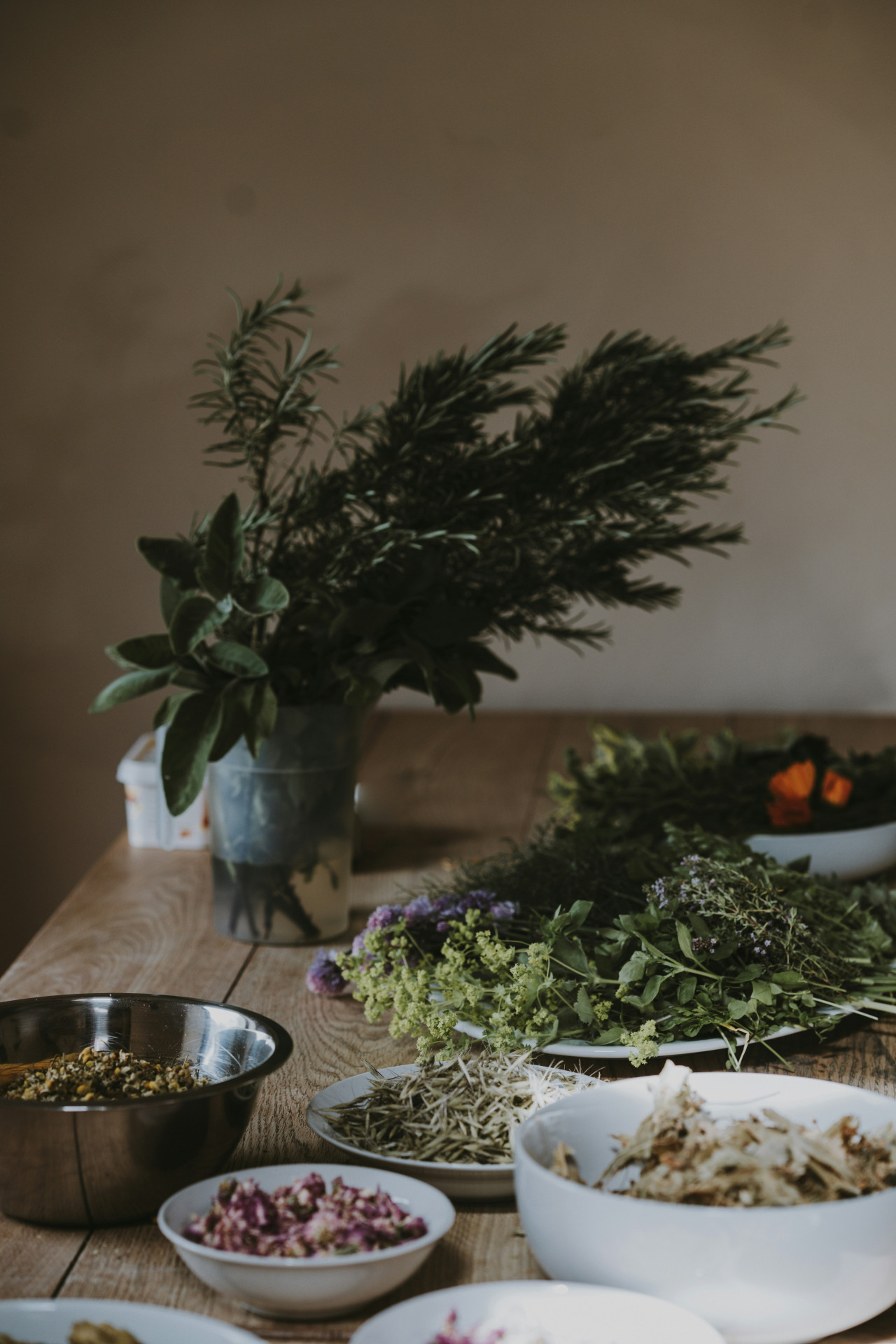 Hierbas, té, infusión. Foto: Unsplash