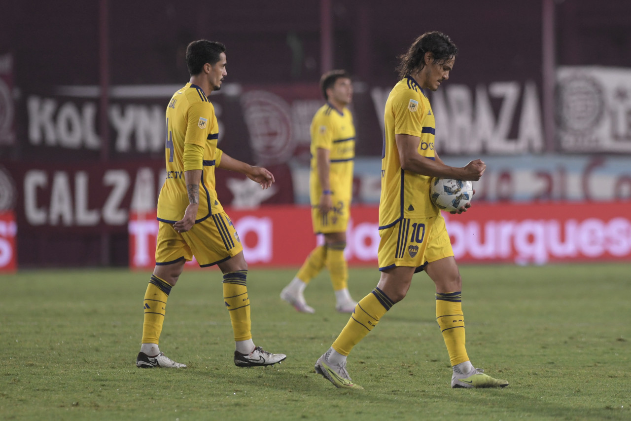 La desazón de Cavani por la derrota de Boca. Foto: Télam