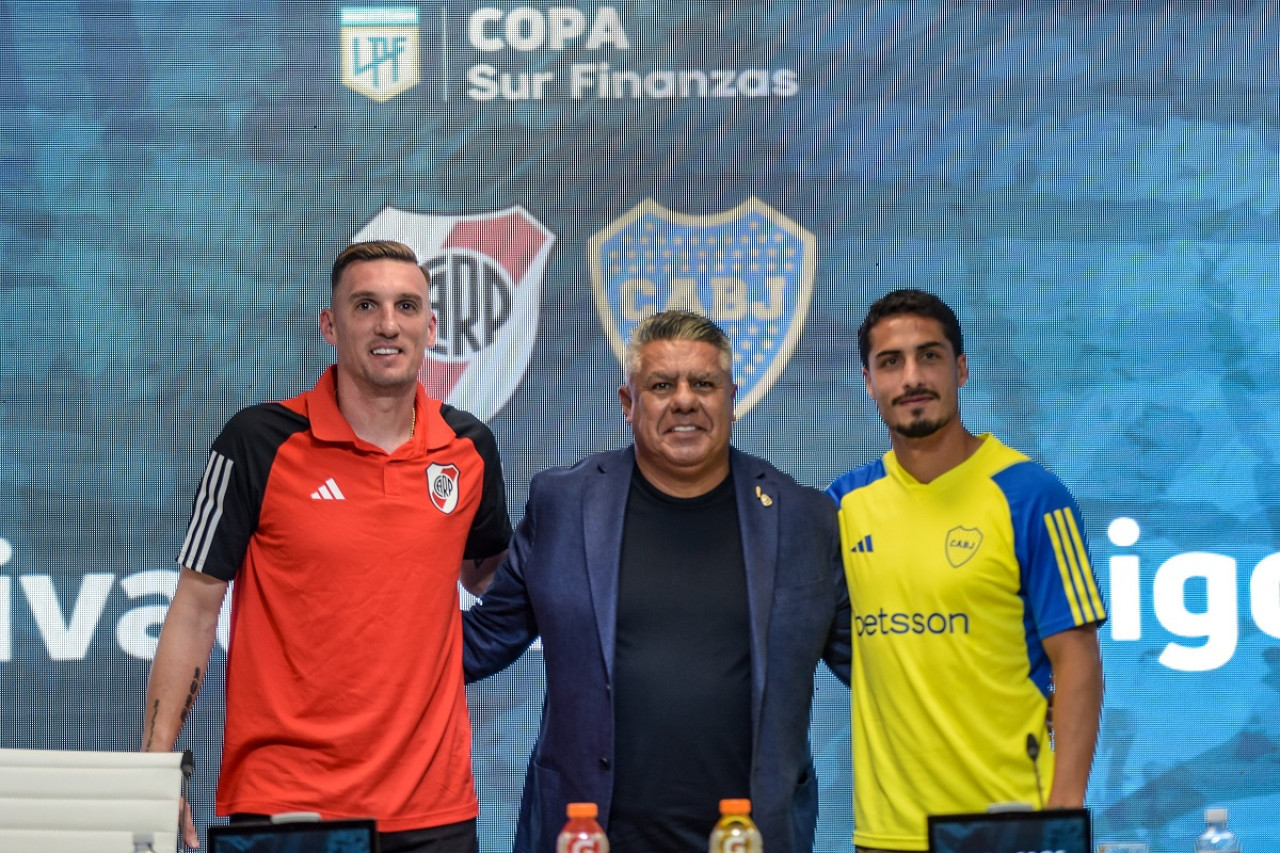 Franco Armani, Claudio Tapia y Nicolás Figal. Foto: NA.