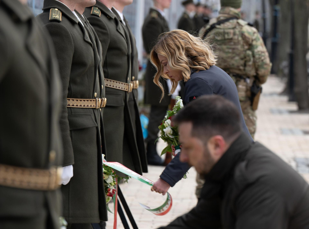 Giorgia Meloni. Ceremonia en Kiev por el segundo aniversario de la guerra. Efe